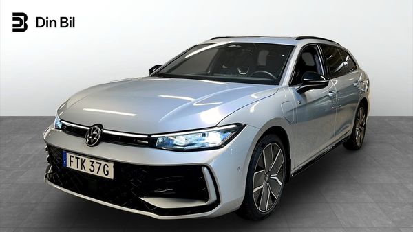 Volkswagen Passat Sportscombi eHybrid R-Line Black Style/Panorama/Drag - 2026