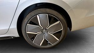 Volkswagen Passat bild 6