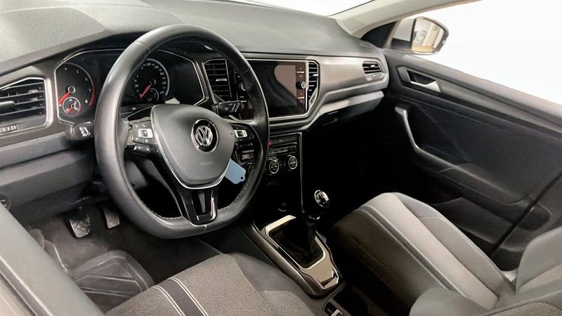 Volkswagen T-Roc bild 7