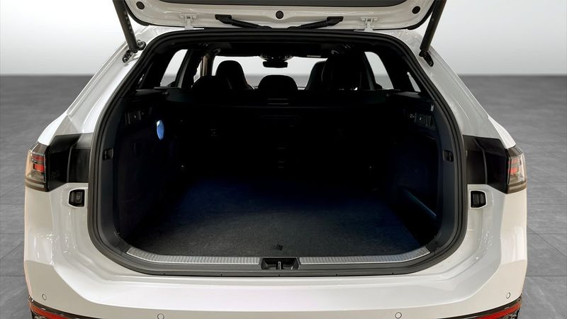 Volkswagen Passat bild 13