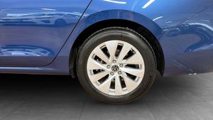 Volkswagen Passat bild 7