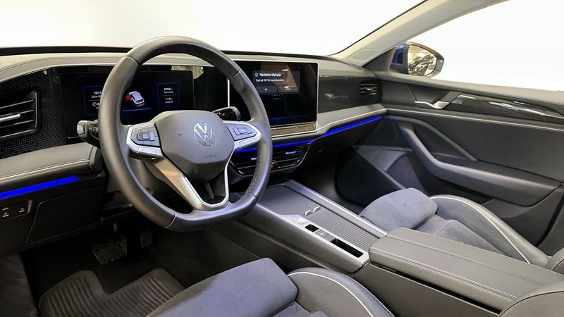 Volkswagen Passat bild 8