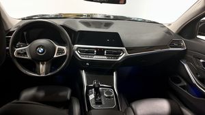BMW 320 bild 10
