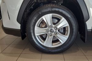 Toyota RAV4 bild 11
