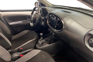 Toyota Aygo X bild 6