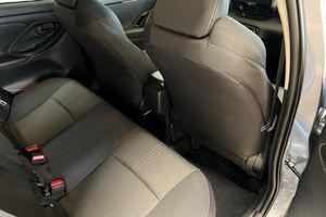 Toyota Yaris bild 8