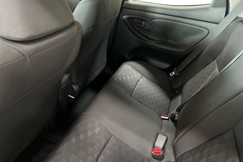 Toyota Yaris bild 12