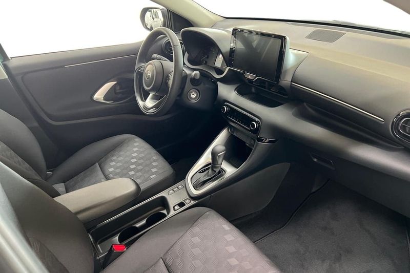 Toyota Yaris bild 16
