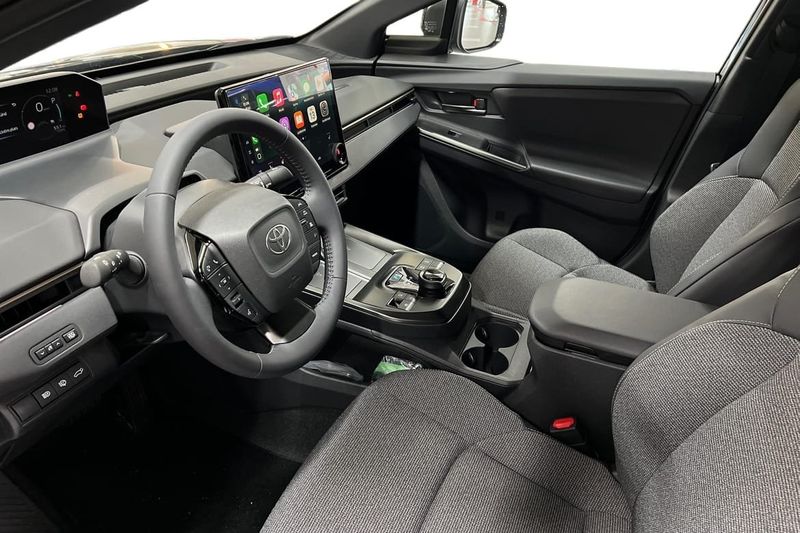 Toyota bZ4X bild 5