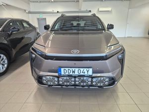 Toyota bZ4X Touring bild 2