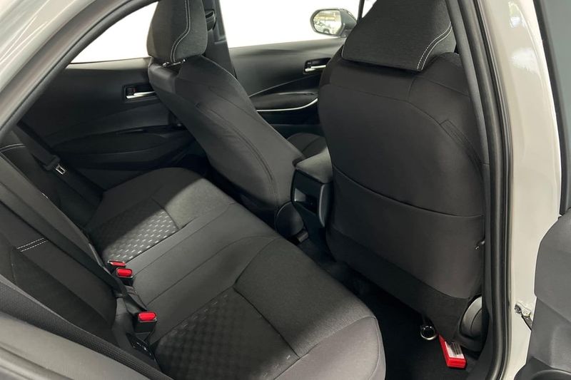 Toyota Corolla bild 18