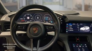 Porsche Taycan bild 14