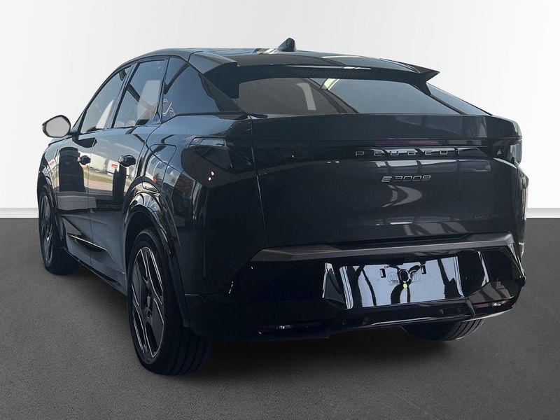 Peugeot e-3008 bild 2