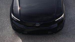 Volvo EX40 bild 11