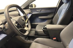 Volvo EX30 bild 8