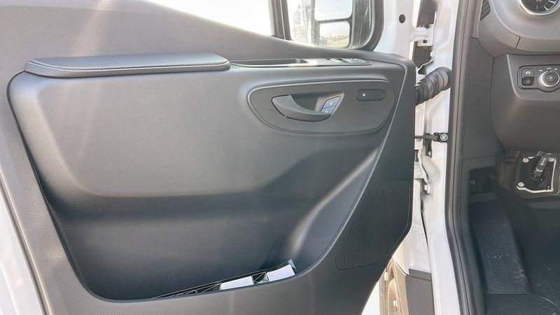 Mercedes Sprinter bild 11