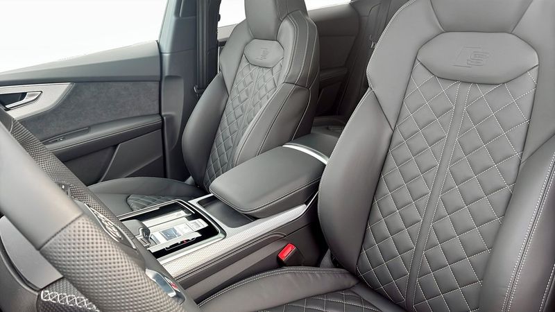 Audi Q8 bild 8