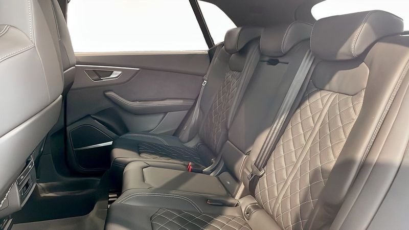Audi Q8 bild 10