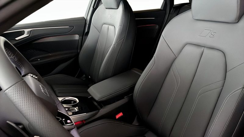 Audi A6 bild 8