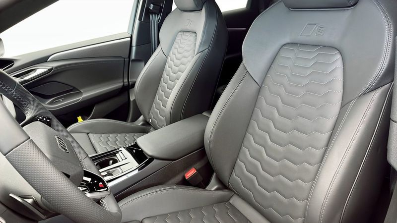 Audi A6 e-tron bild 8