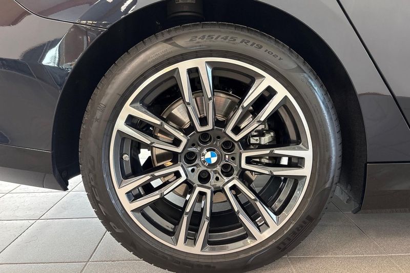 BMW 530 bild 14