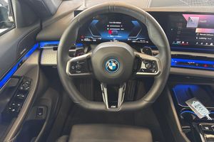 BMW 530 bild 9