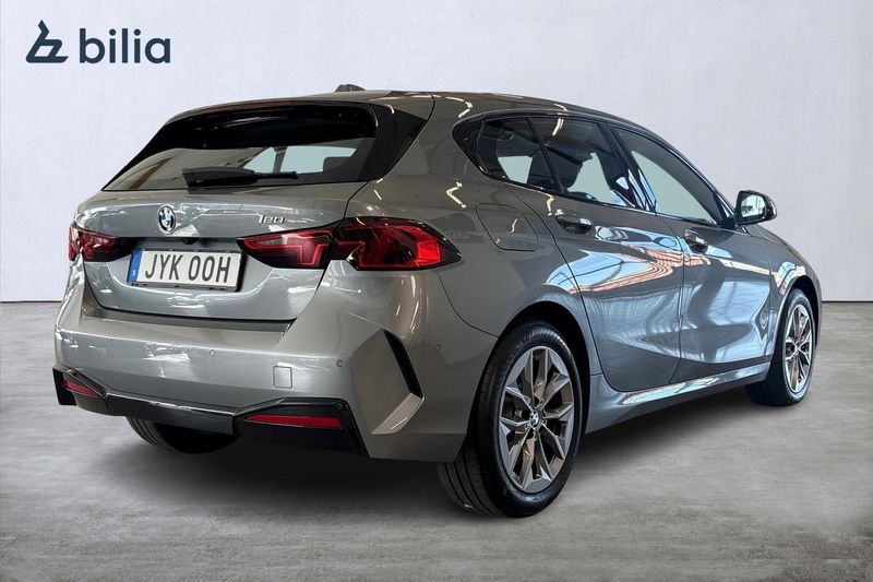 BMW 120 bild 16