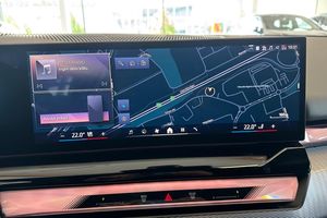 BMW i5 bild 18