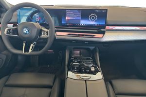BMW i5 bild 16