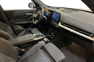 BMW iX1 bild 9
