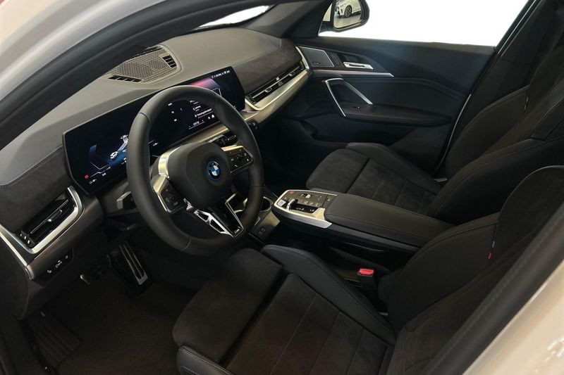 BMW X1 bild 12