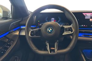 BMW 530 bild 9