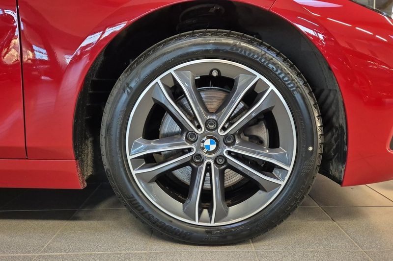 BMW 118 bild 14