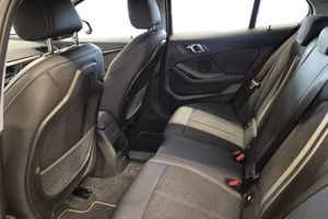 BMW 118 bild 11