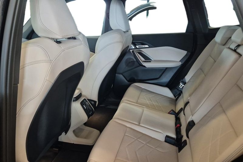 BMW X1 bild 11
