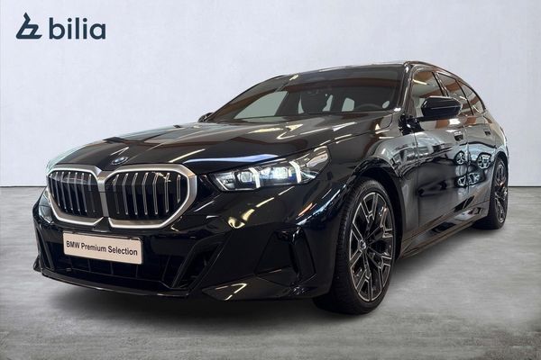 BMW 530 e xDrive Touring M Sport B&W 360 Kamera HUD. BiliaDays26 - 2026