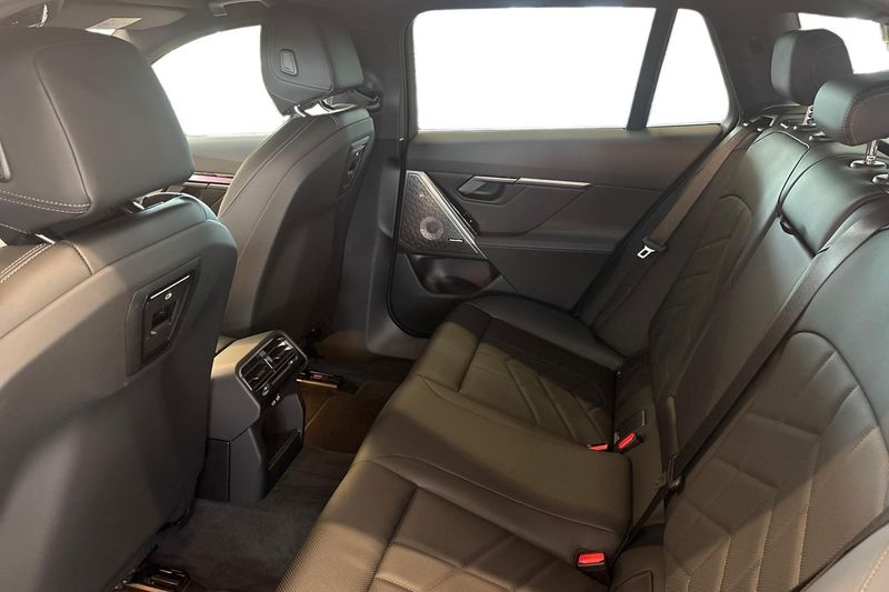BMW 530 bild 11