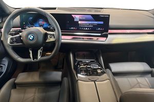 BMW 530 bild 8