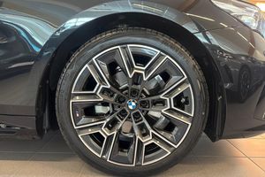 BMW 530 bild 14