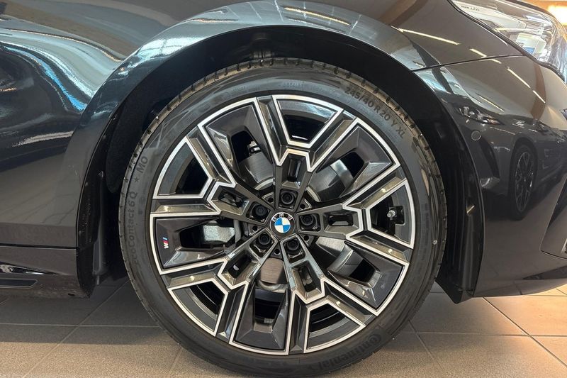 BMW 530 bild 14
