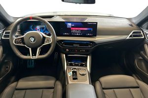 BMW i4 bild 14