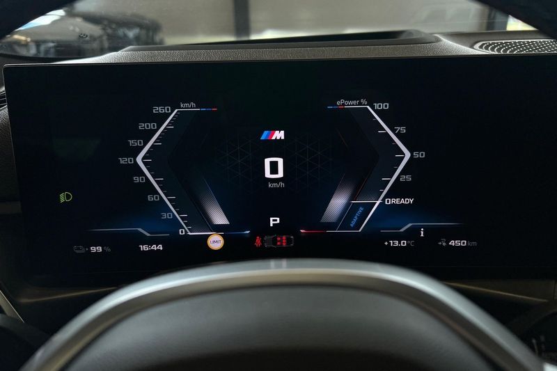 BMW i4 bild 26