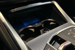 BMW i4 bild 24