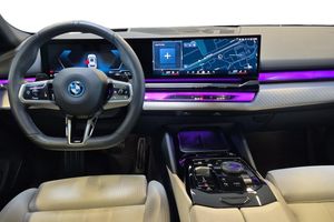 BMW 530 bild 11