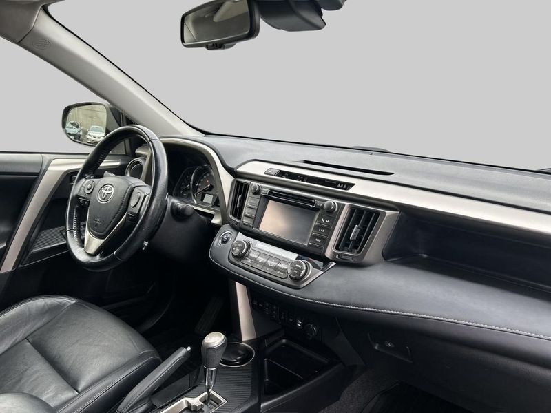 Toyota RAV4 bild 9