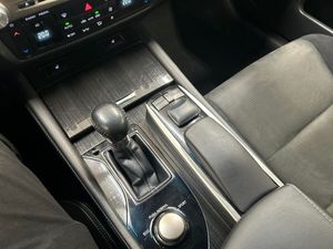 Lexus GS bild 15