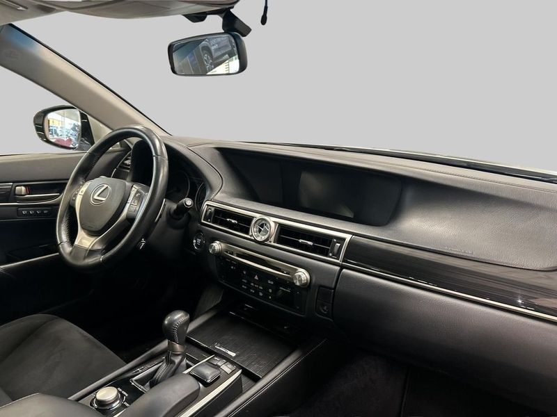 Lexus GS bild 7