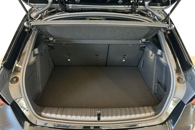 BMW 120 bild 16