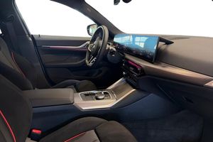 BMW i4 bild 9