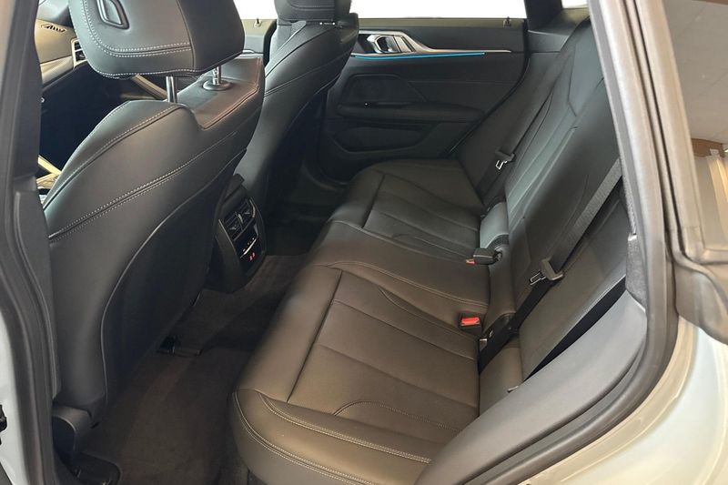 BMW i4 bild 13